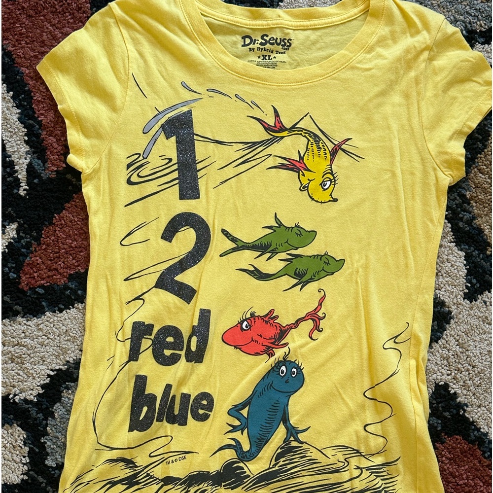 🧡Dr Seuss Fish Shirt🧡